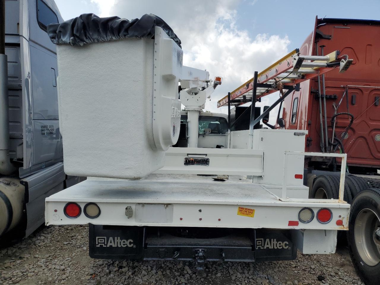 2013 Ford F450 Super Duty - Image 6