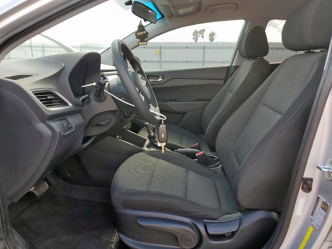 2022 Hyundai Accent Se - Фото 7