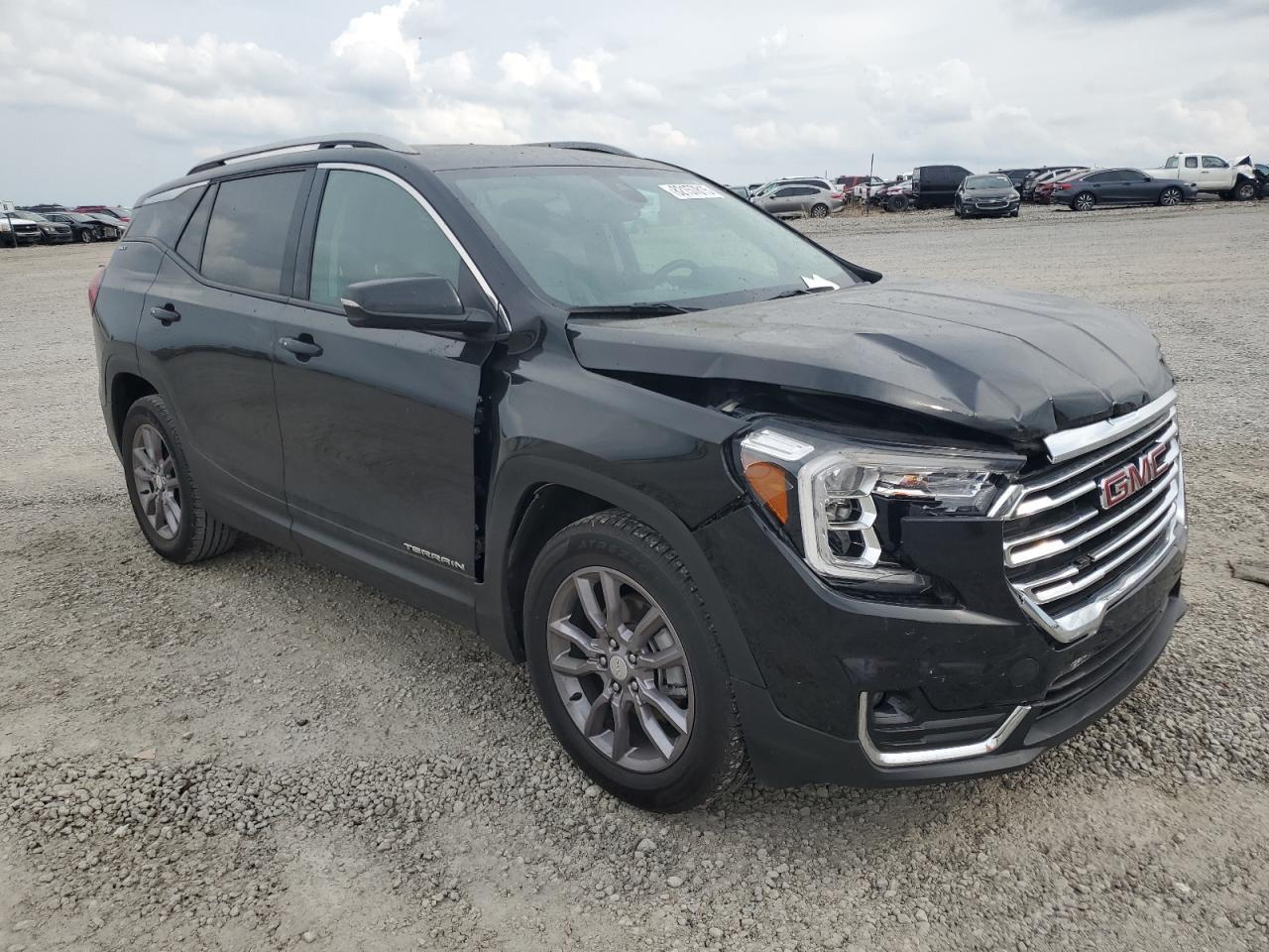 2023 GMC Terrain Slt - Image 4