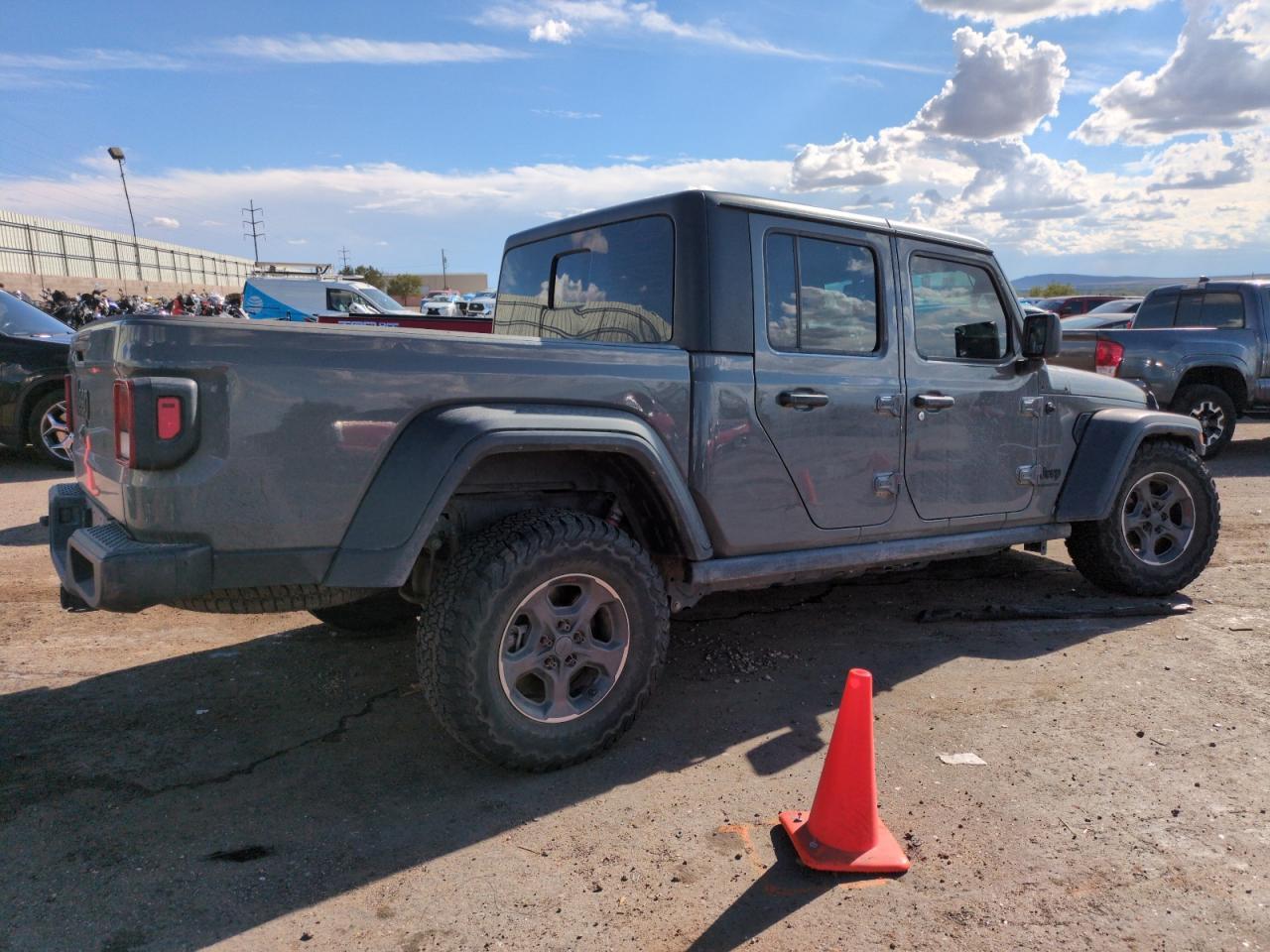 2023 Jeep Gladiator Sport - Фото 3