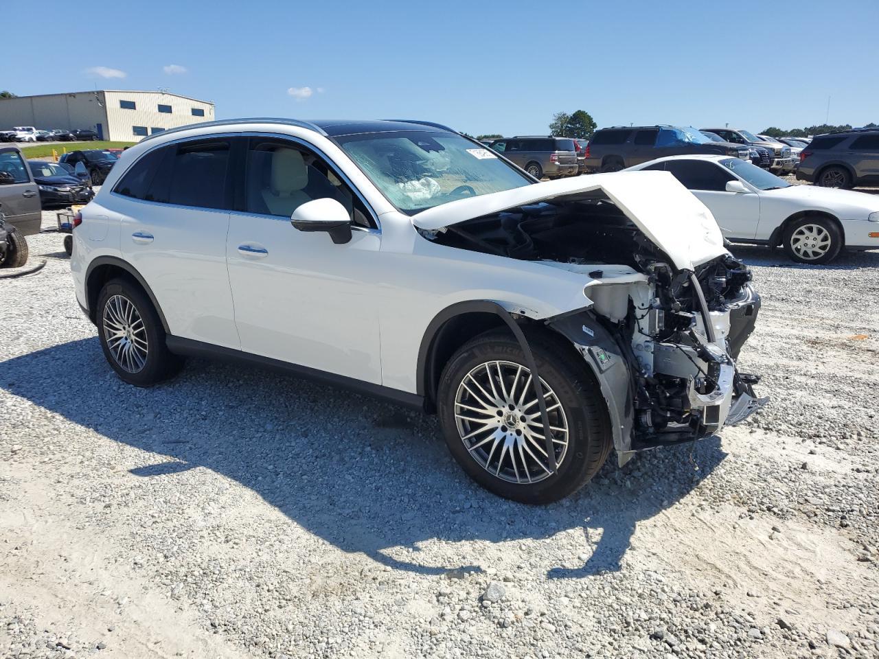2025 Mercedes-Benz Glc 300 4Matic - Фото 4