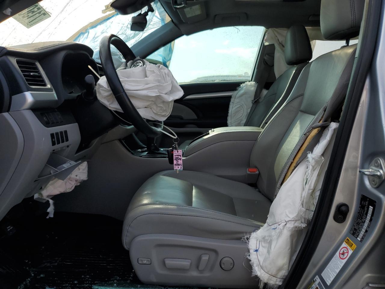 2019 Toyota Highlander Se - Фото 7