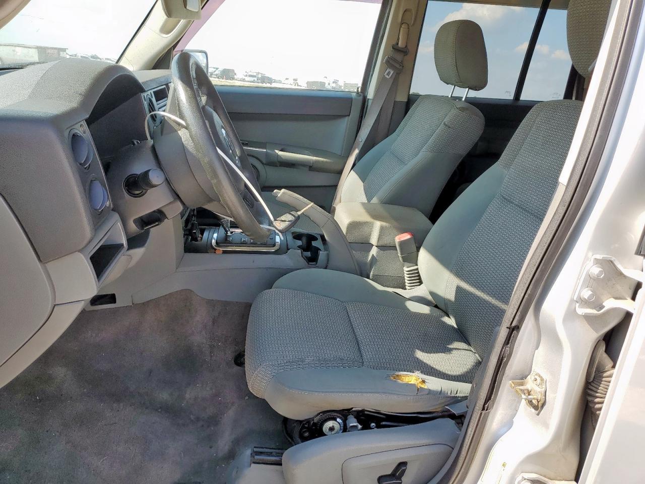 2006 Jeep Commander - Фото 7