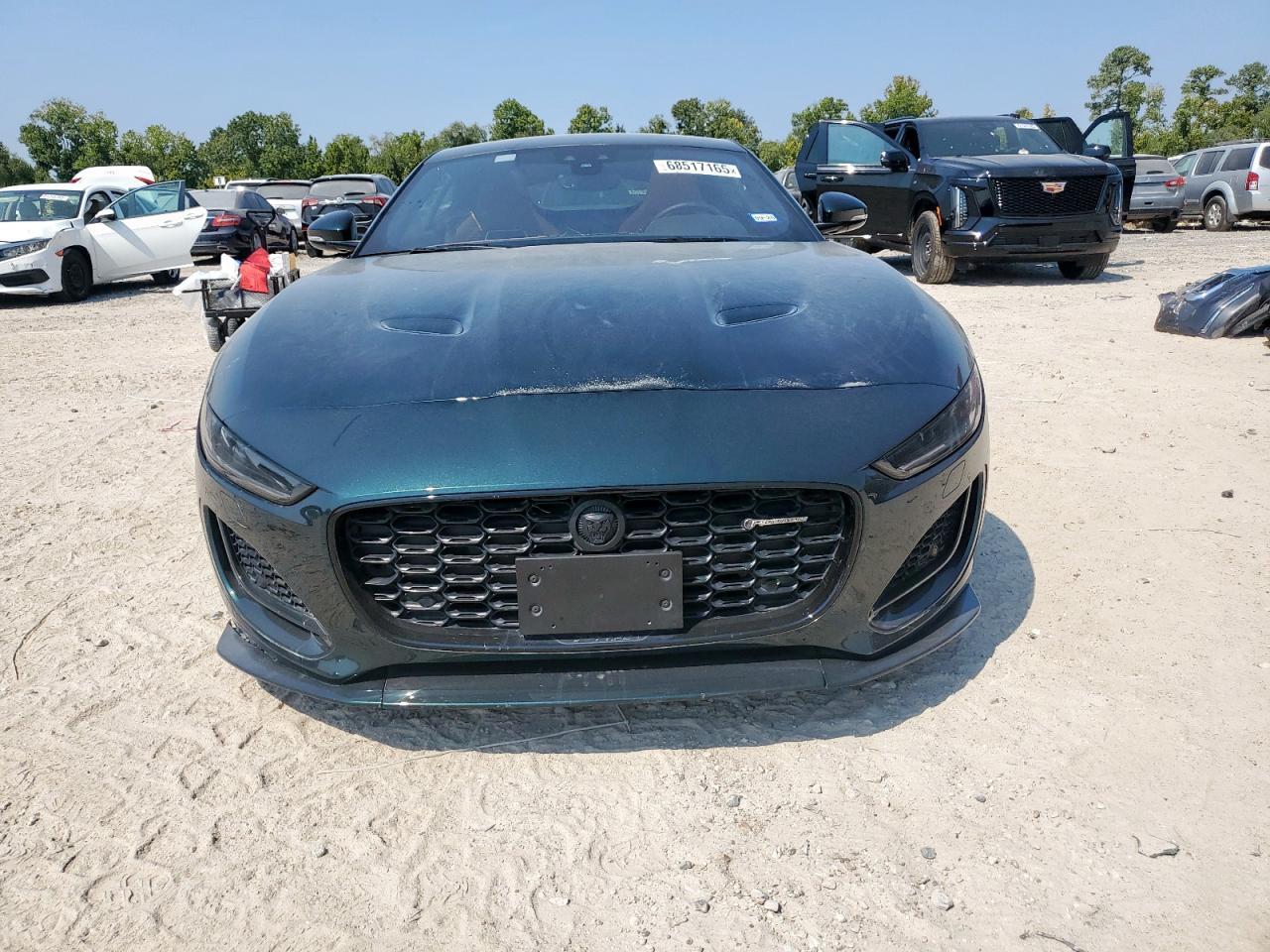 2024 Jaguar F-Type R Dynamic - Image 5