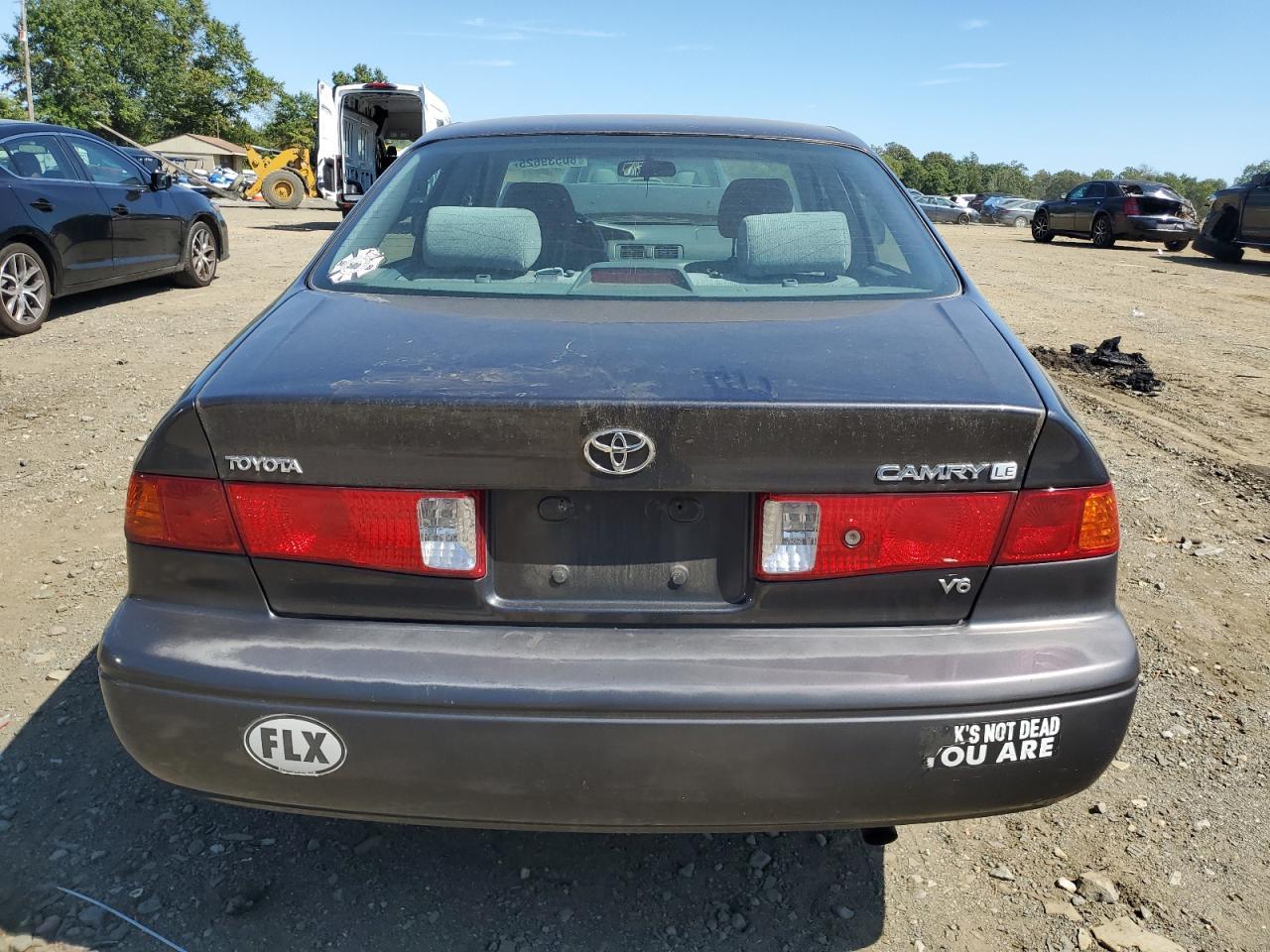 2000 Toyota Camry Le - Image 6