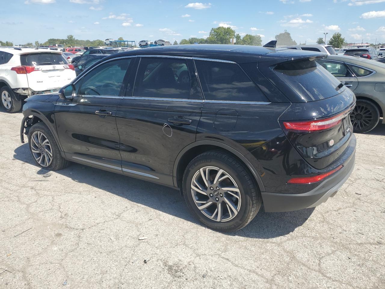 2023 Lincoln Corsair - Image 2