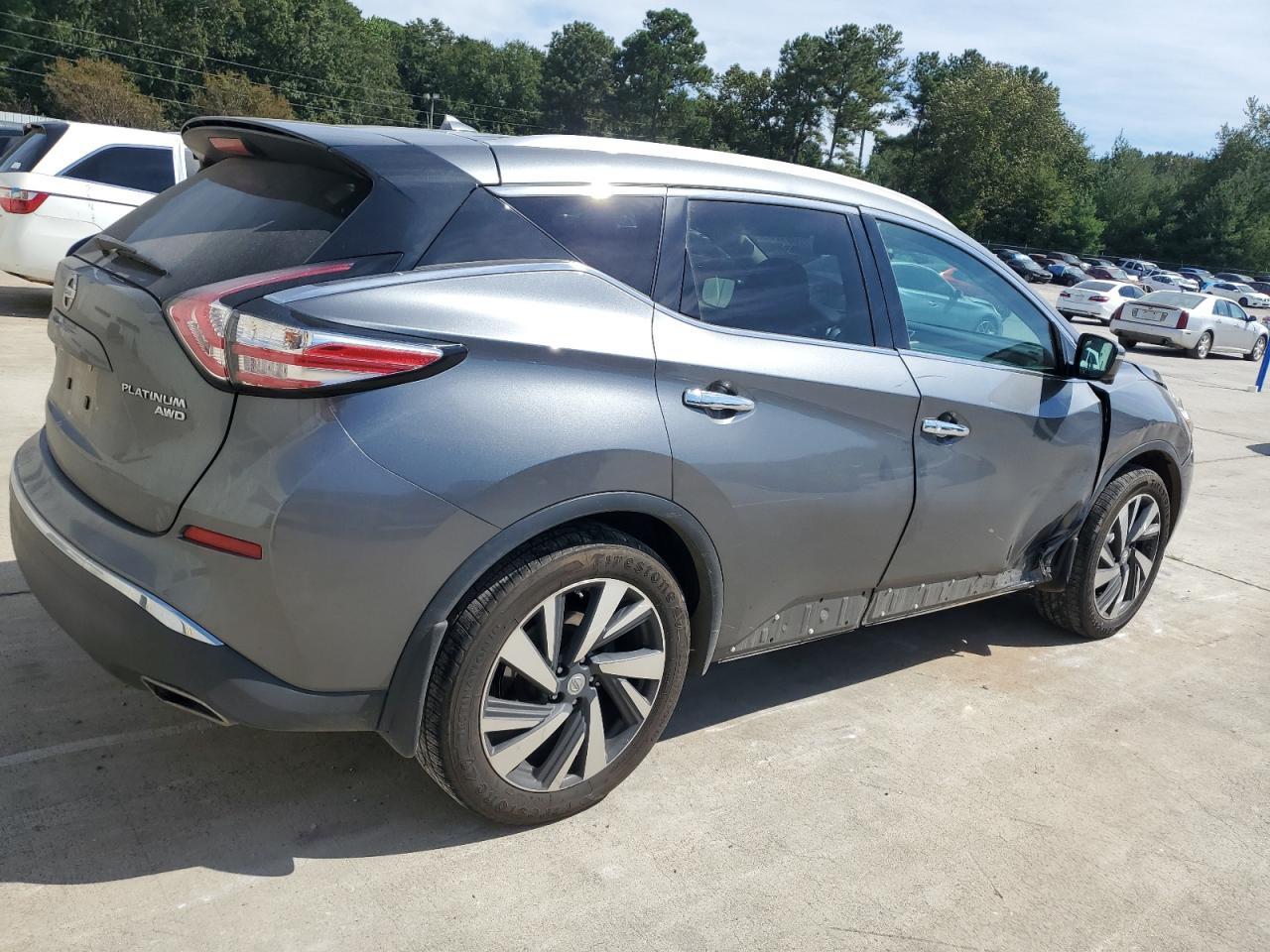 2015 Nissan Murano S - Image 3