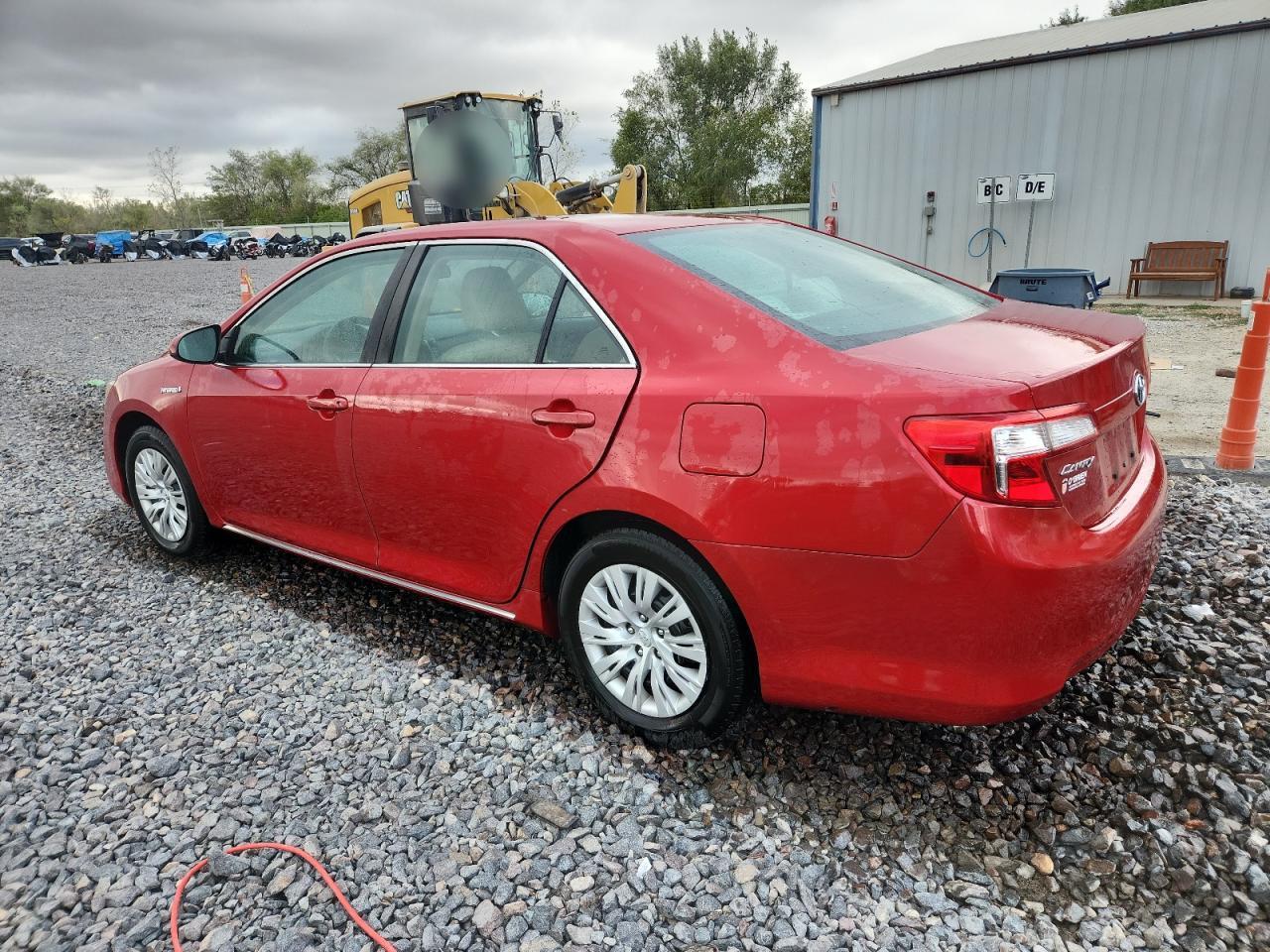 2013 Toyota Camry Hybrid - Фото 2