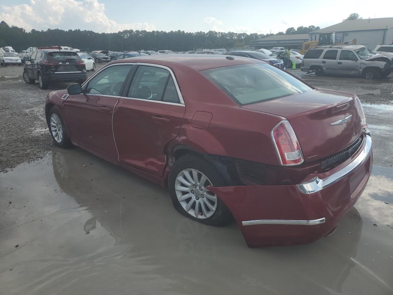 2013 Chrysler 300 - Image 2