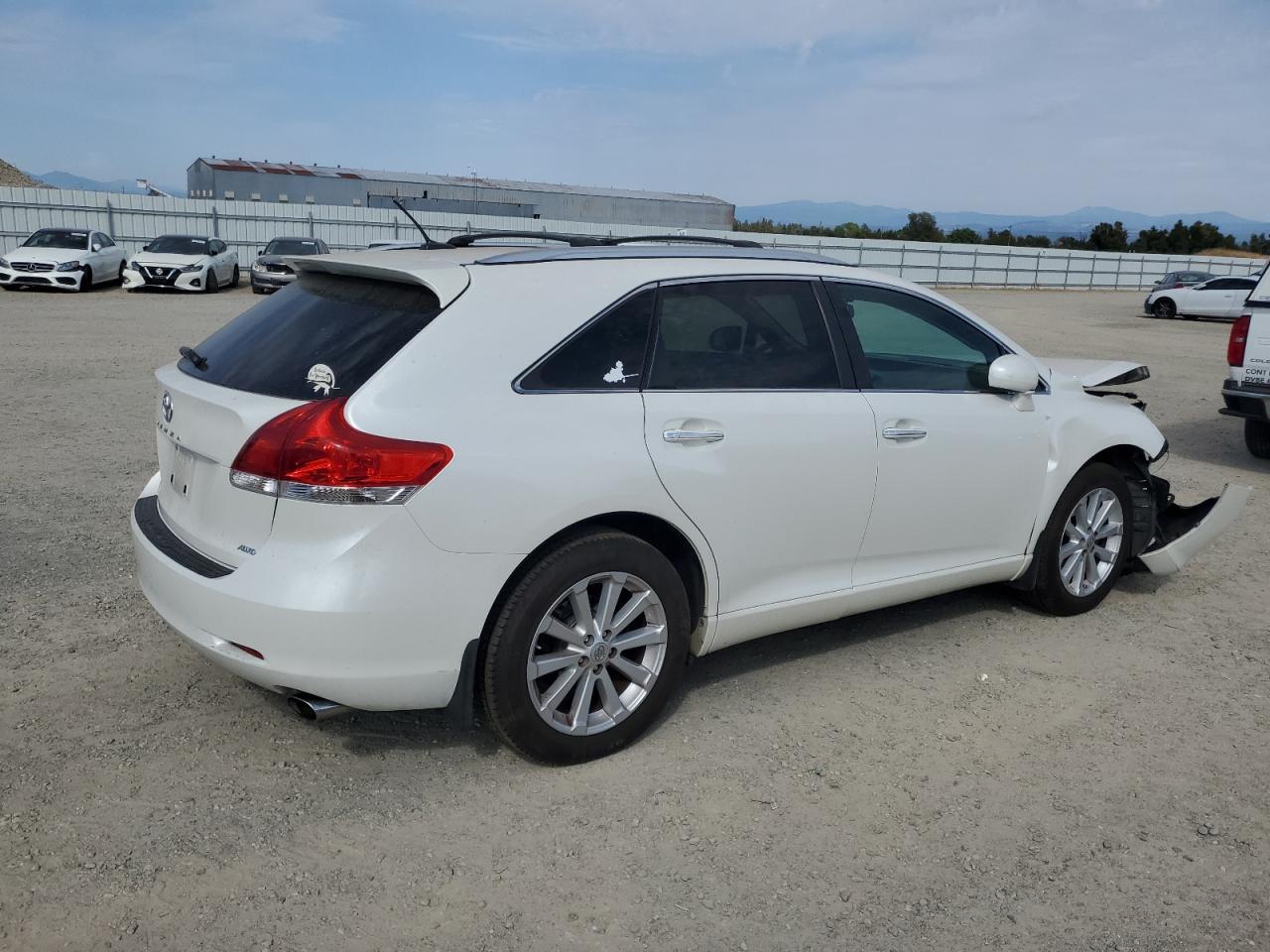 2010 Toyota Venza - Фото 3