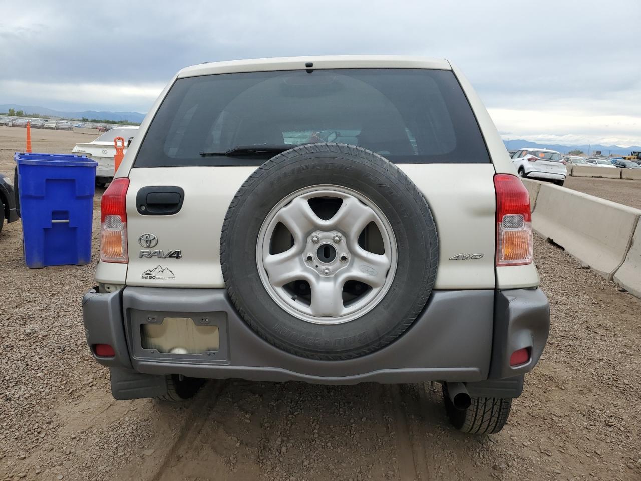 2002 Toyota Rav4 - Фото 6