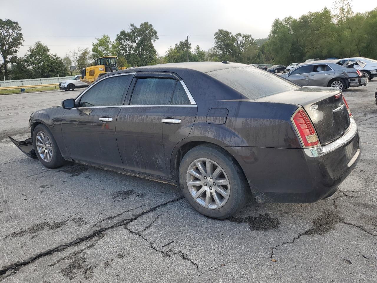 2012 Chrysler 300 Limited - Image 2