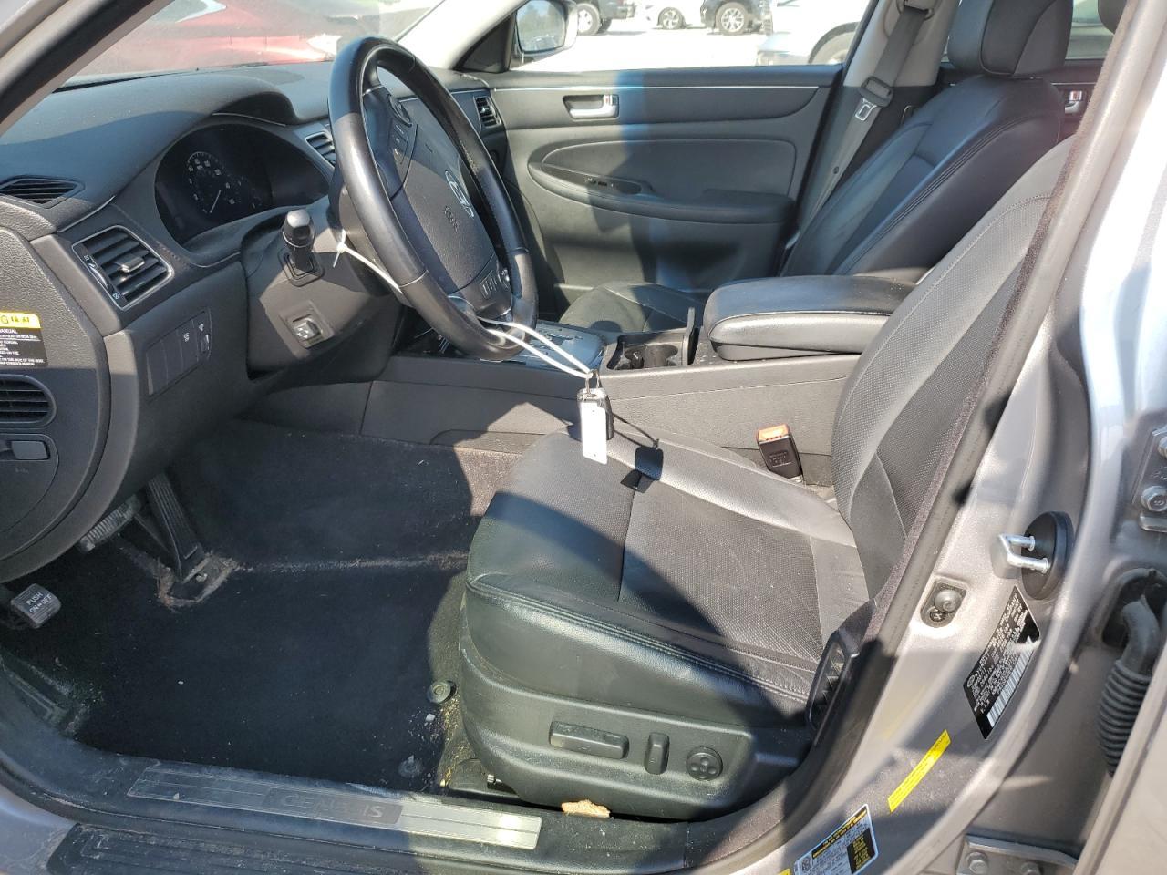 2012 Hyundai Genesis 3.8L - Image 7