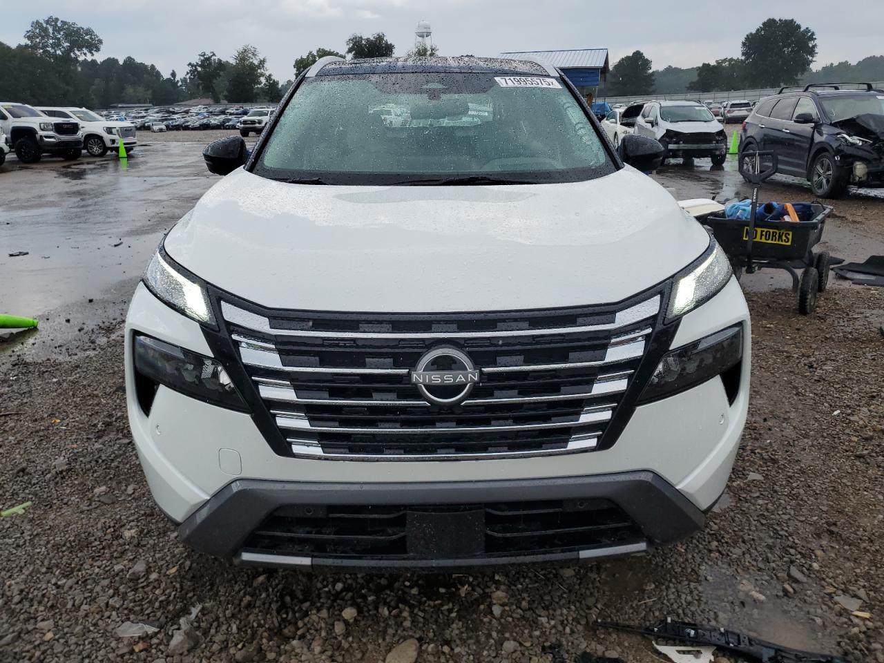 2025 Nissan Rogue Sl - Image 5