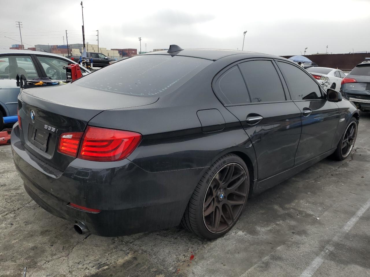 2011 BMW 535 I - Фото 3