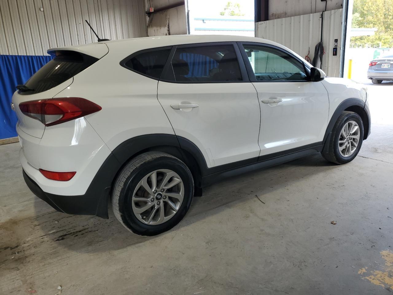 2017 Hyundai Tucson Se - Фото 3