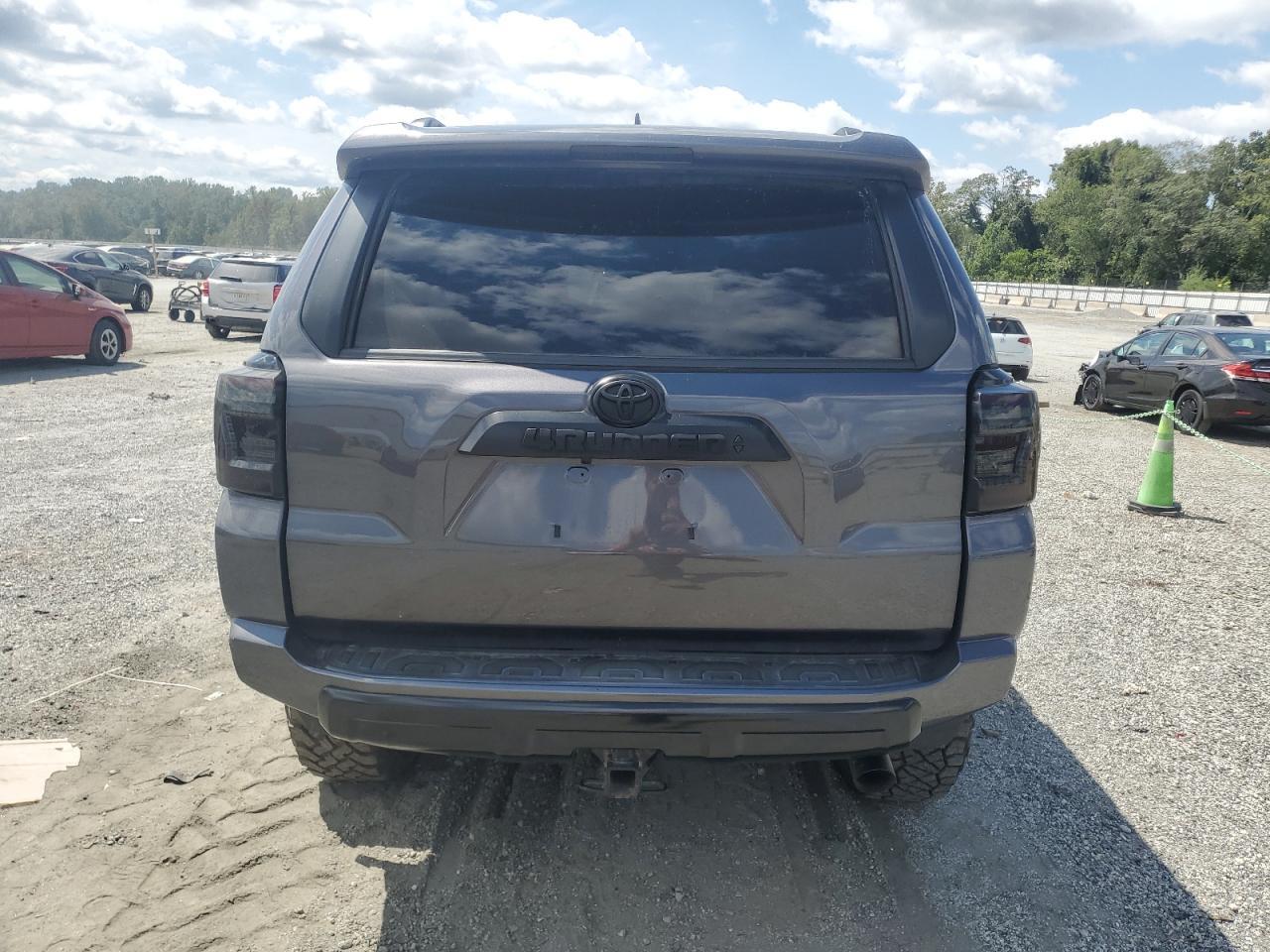 2023 Toyota 4Runner Se - Фото 6