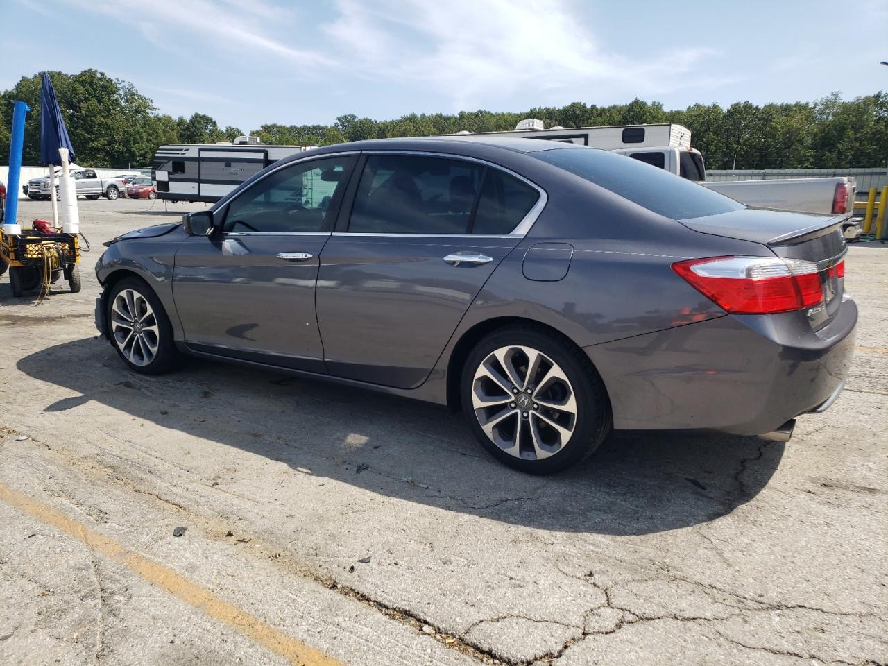 2014 Honda Accord Sport - Image 2