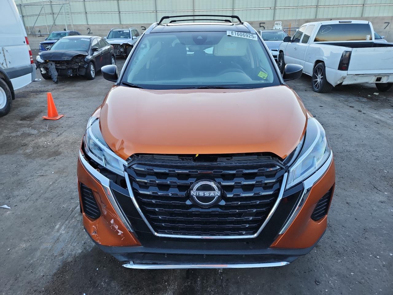 2024 Nissan Kicks Sv - Image 5