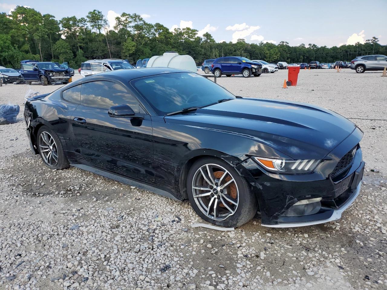 2015 Ford Mustang - Image 4