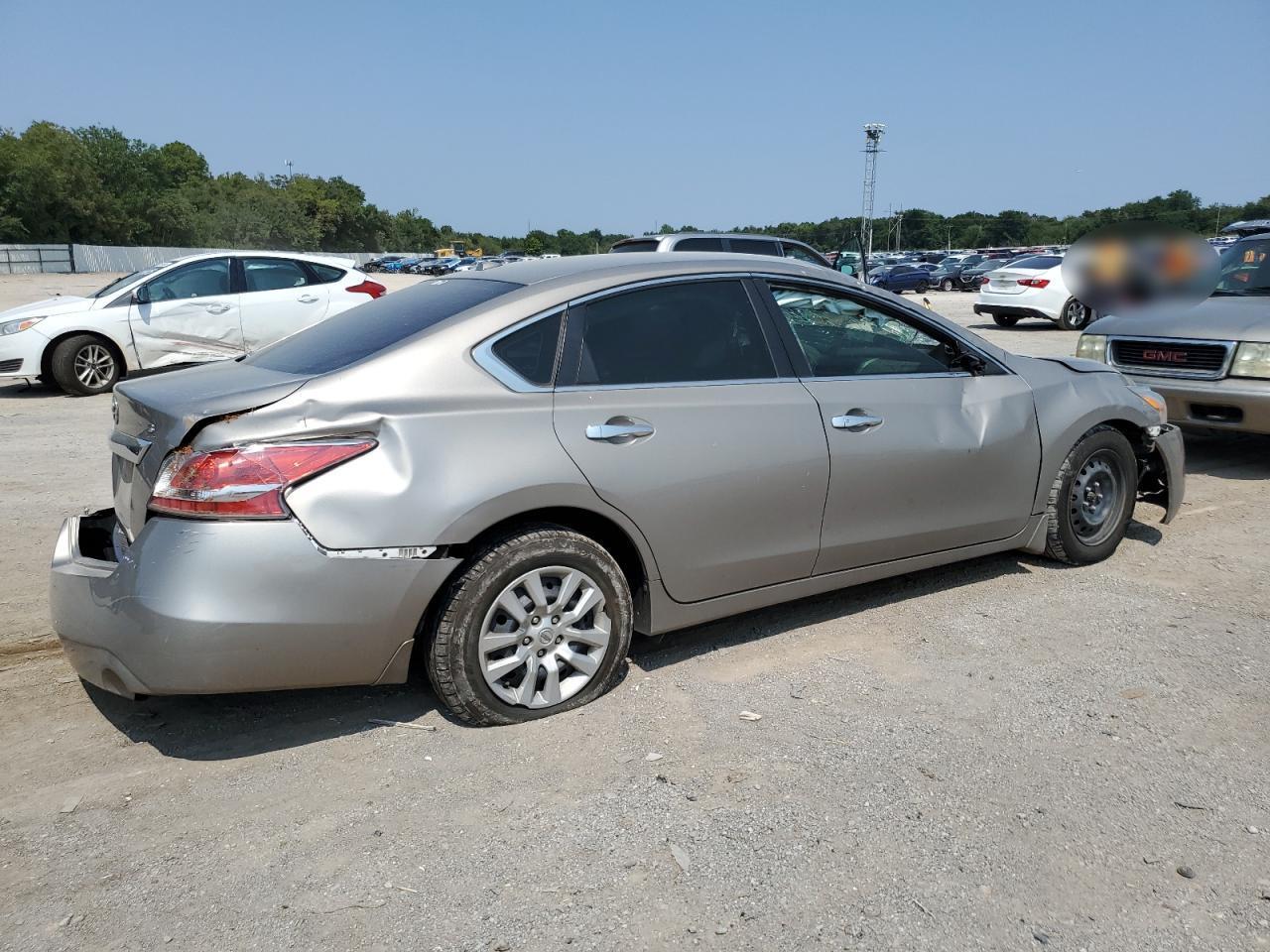 2015 Nissan Altima 2.5 - Фото 3