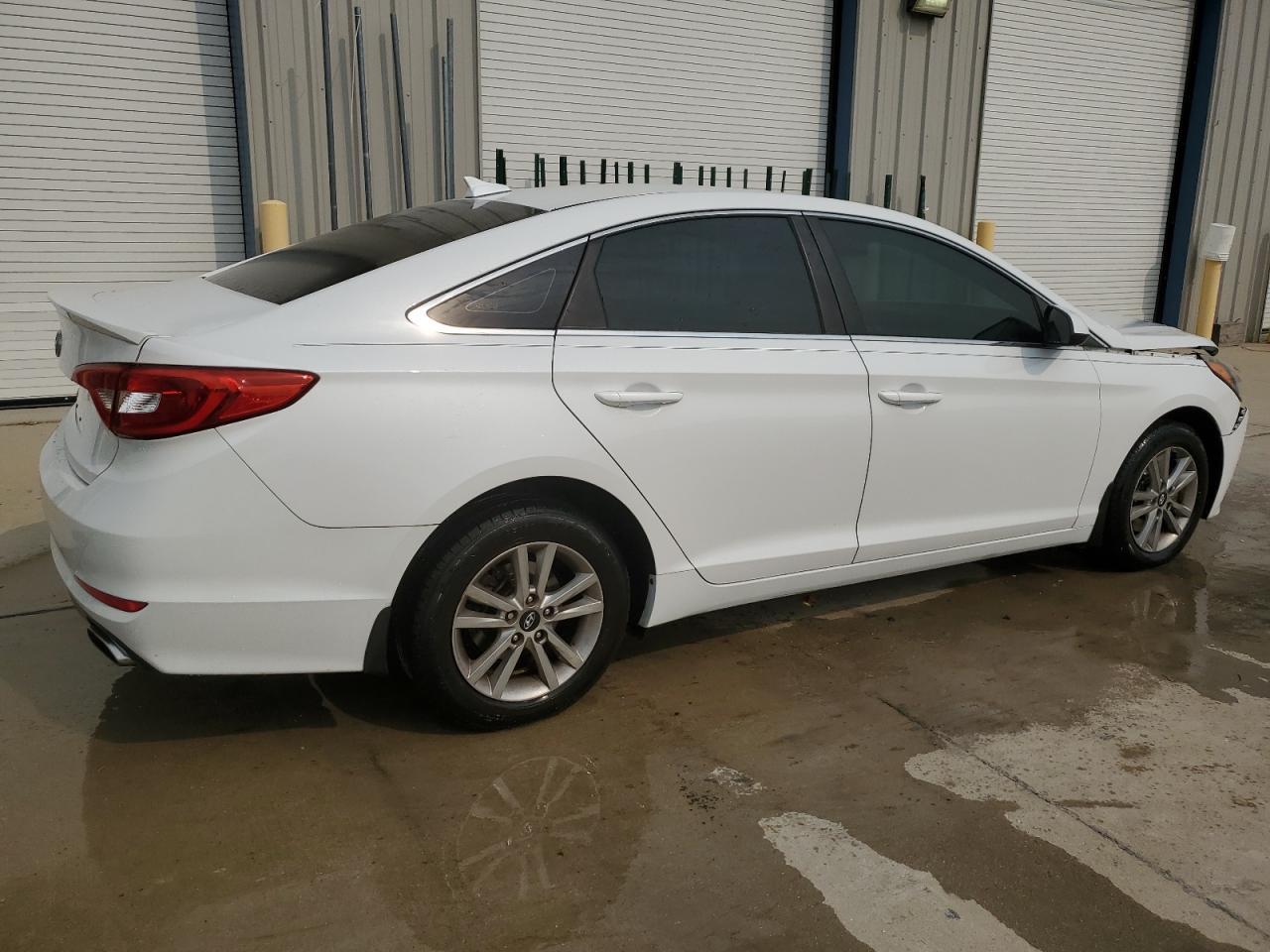 2015 Hyundai Sonata Se - Image 3