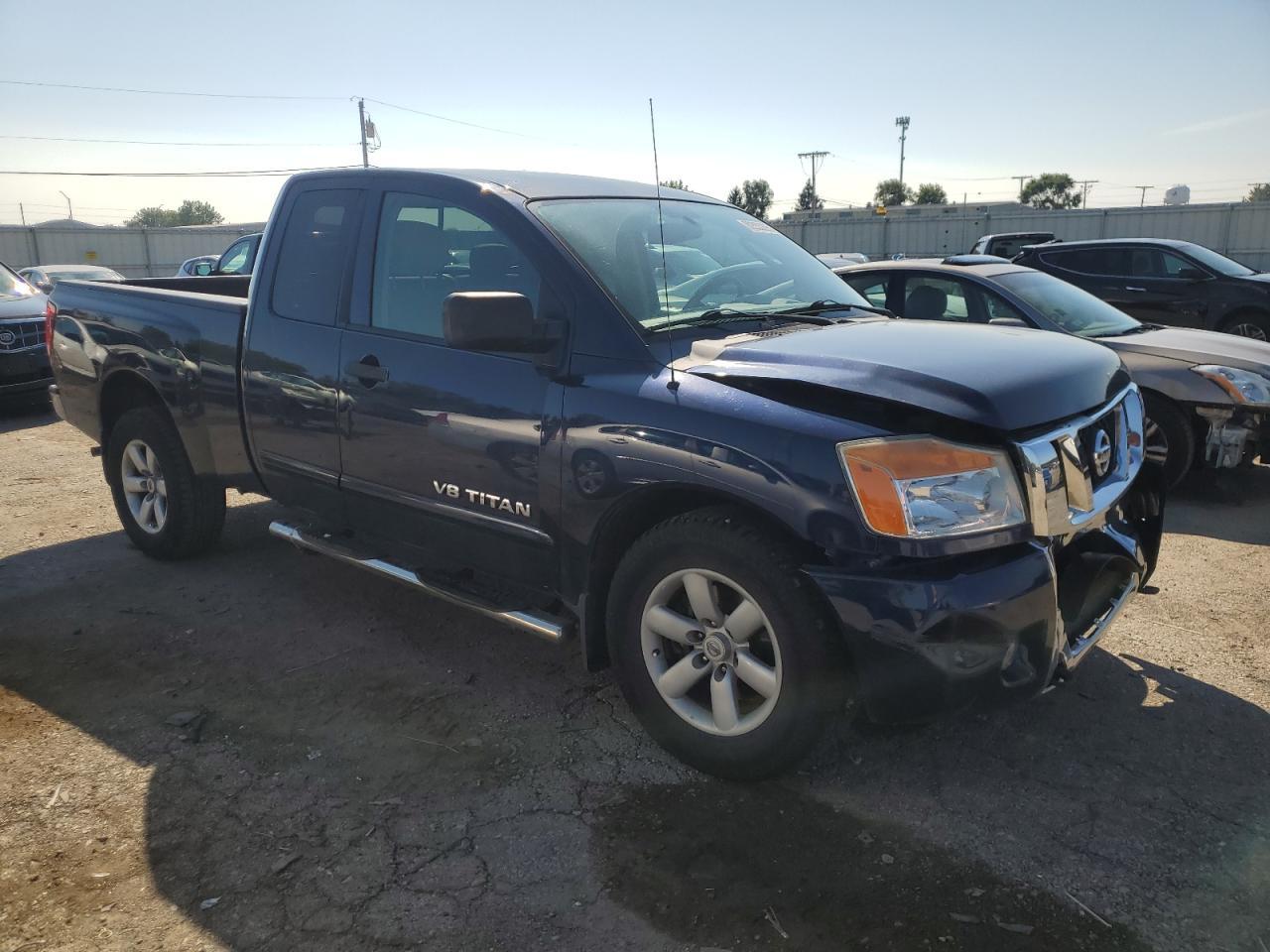 2010 Nissan Titan Xe - Image 4