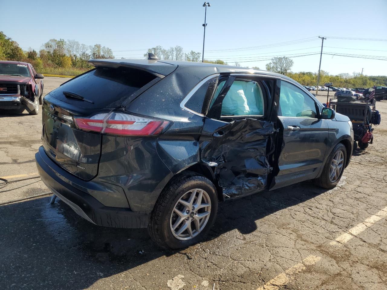 2024 Ford Edge Sel - Image 3