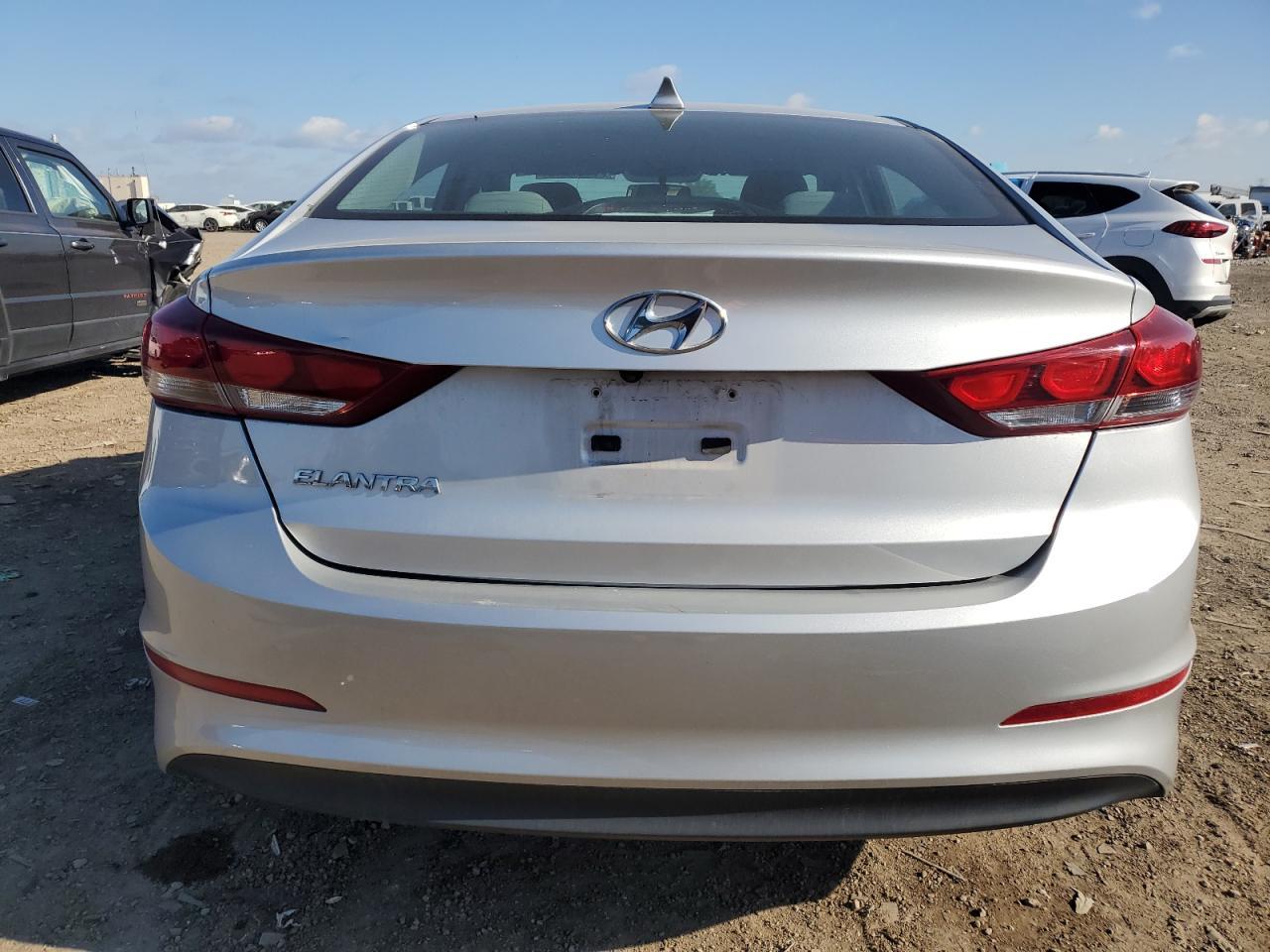 2017 Hyundai Elantra Se - Фото 6
