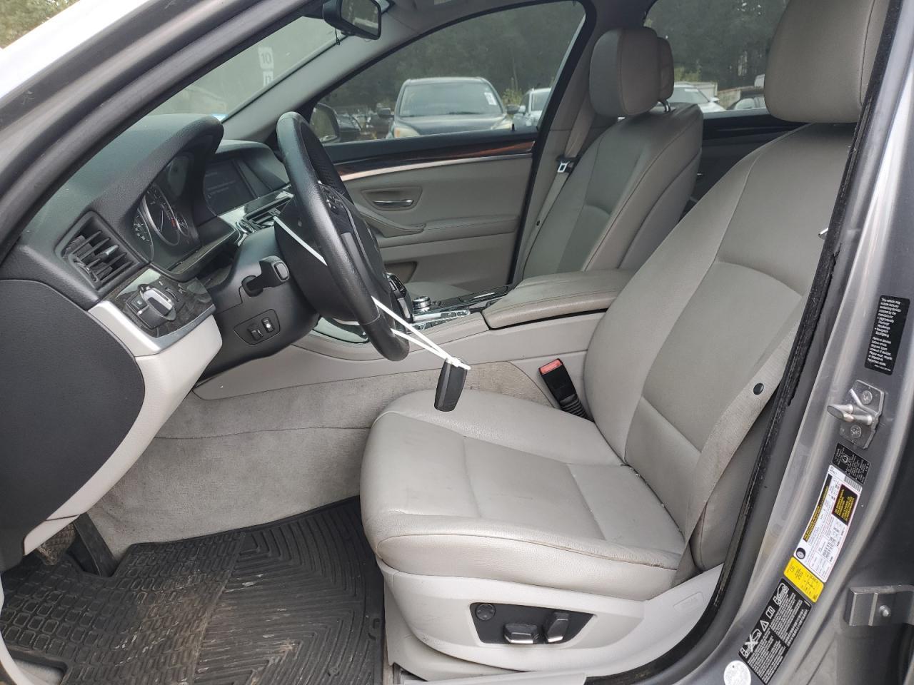 2012 BMW 535 Xi - Image 7