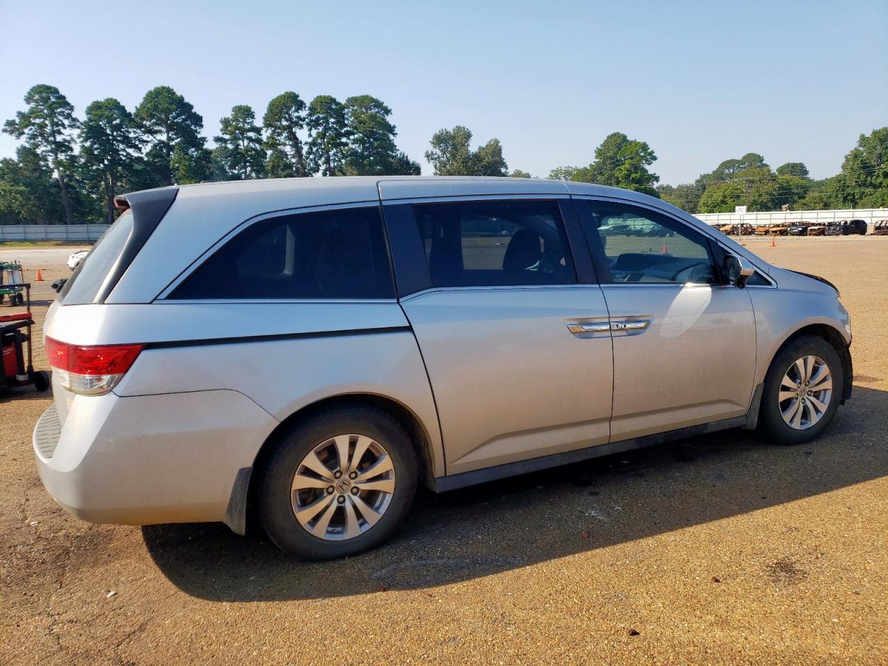 2015 Honda Odyssey Exl - Image 3