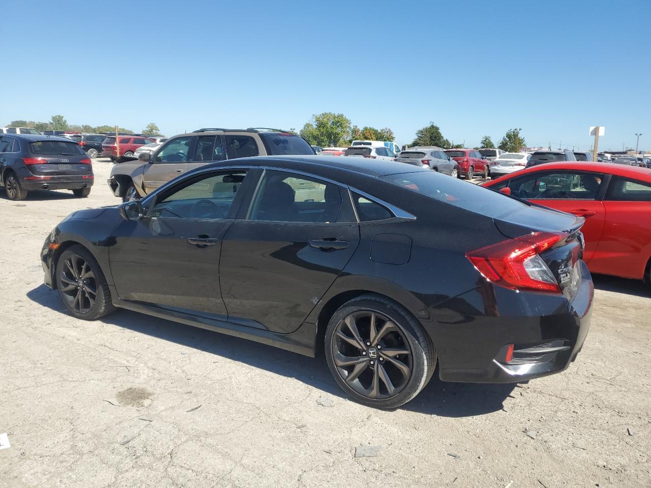 2021 Honda Civic Sport - Фото 2