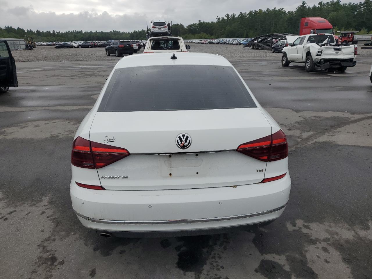 2017 Volkswagen Passat Se - Фото 6