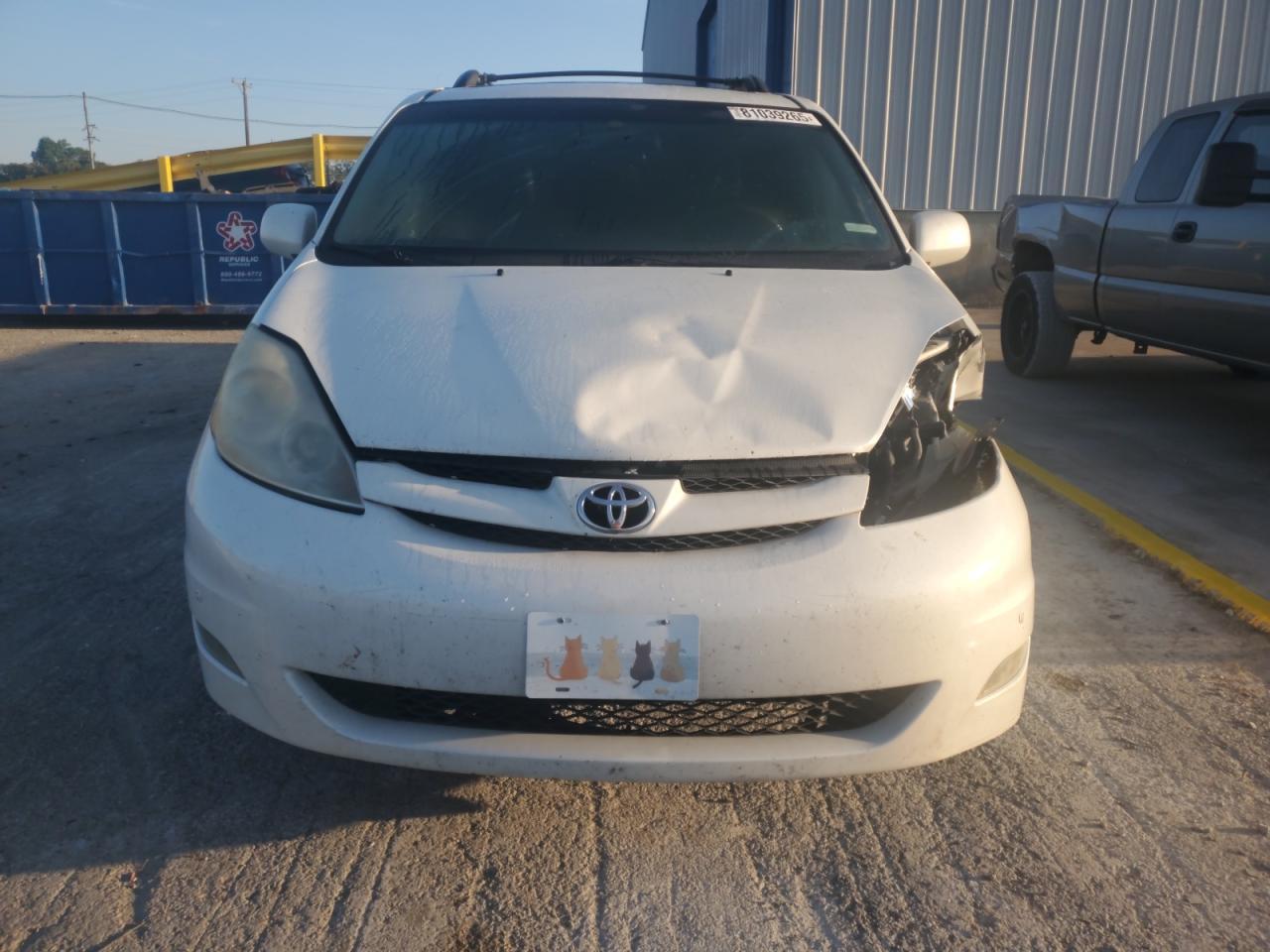 2010 Toyota Sienna Xle - Фото 5