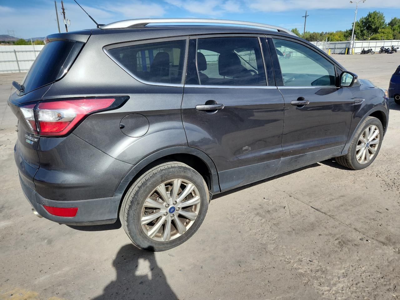 2017 Ford Escape Titanium - Image 3
