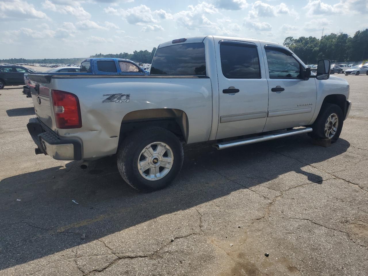 2011 Chevrolet Silverado K1500 Lt - Image 3