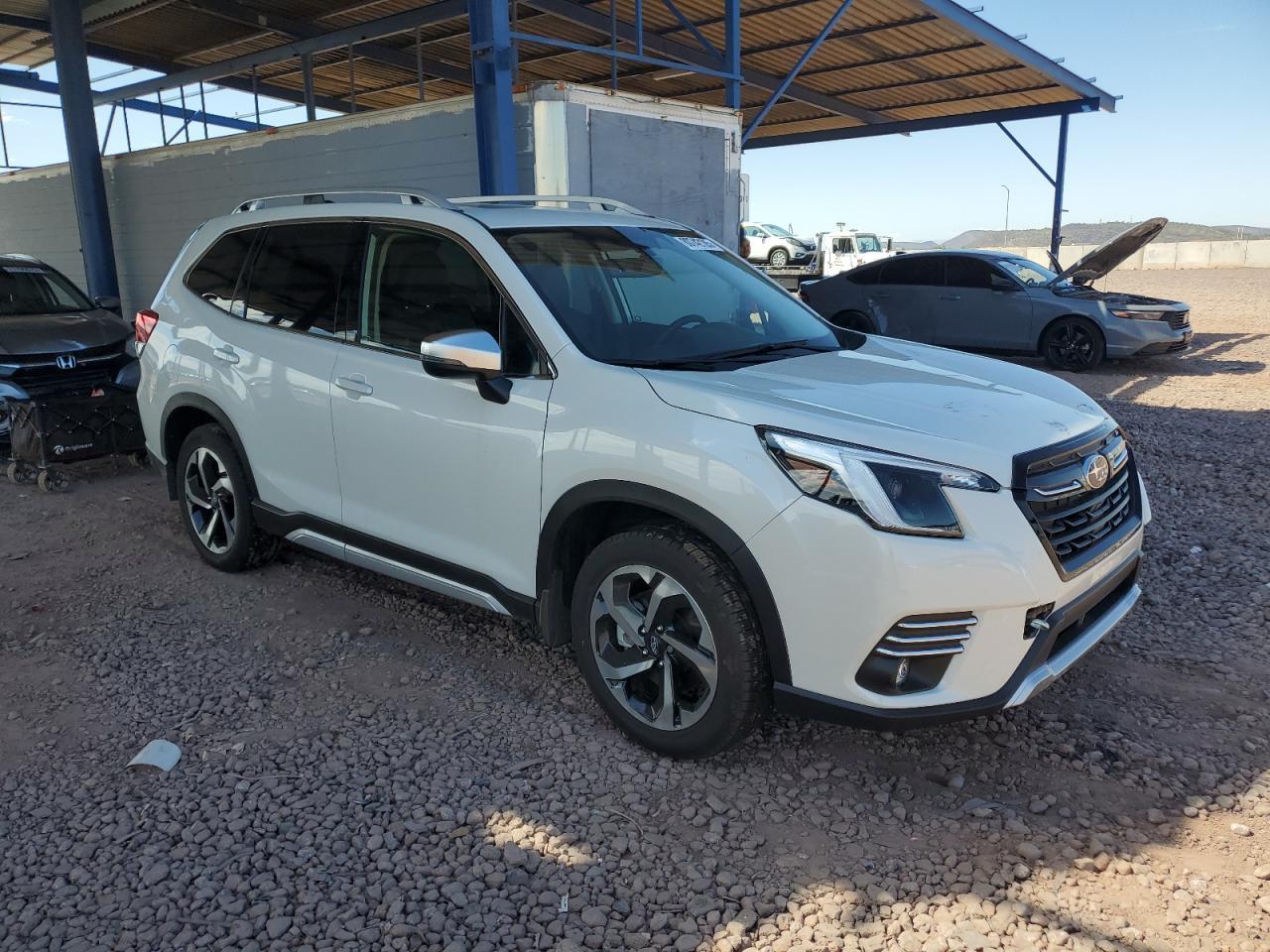 2024 Subaru Forester Touring - Фото 4