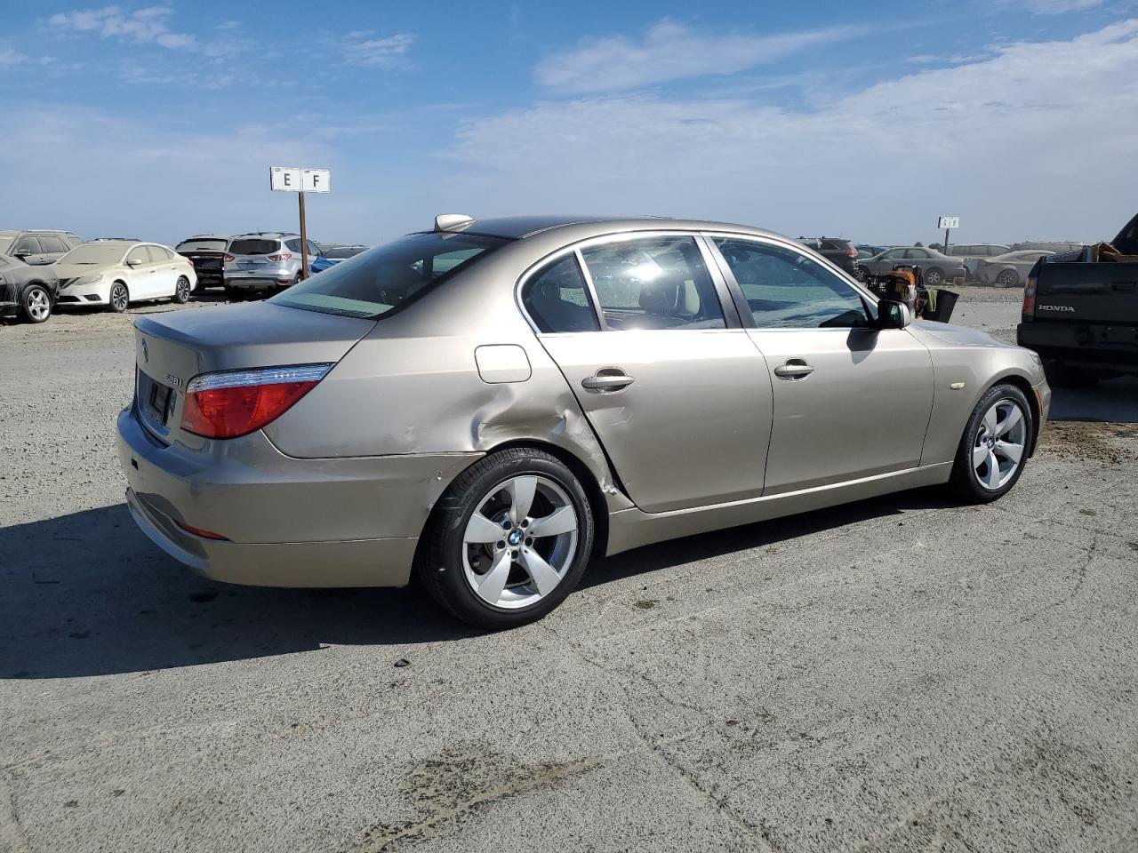 2008 BMW 528 I - Фото 3