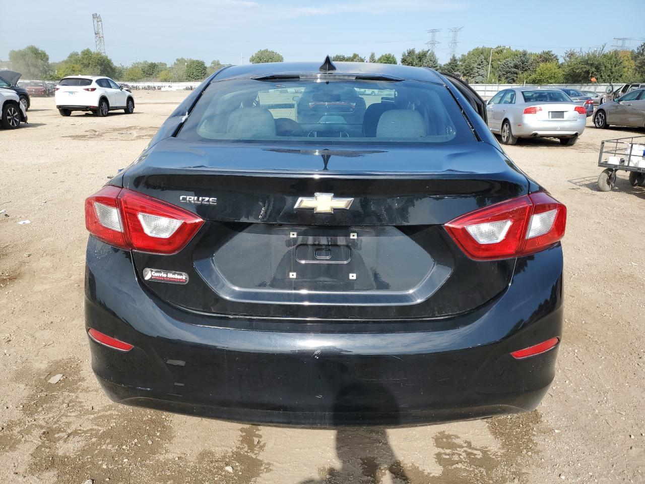 2019 Chevrolet Cruze Ls - Фото 6
