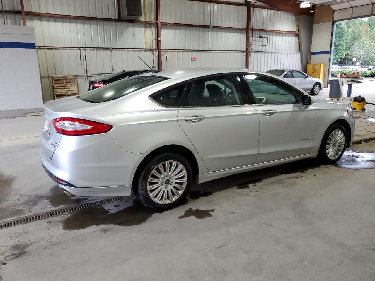 2013 Ford Fusion Se Hybrid - Фото 3