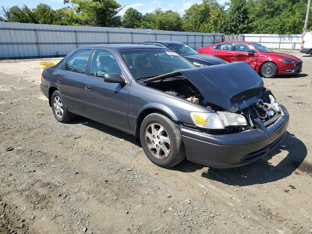 2000 Toyota Camry Le - Image 4