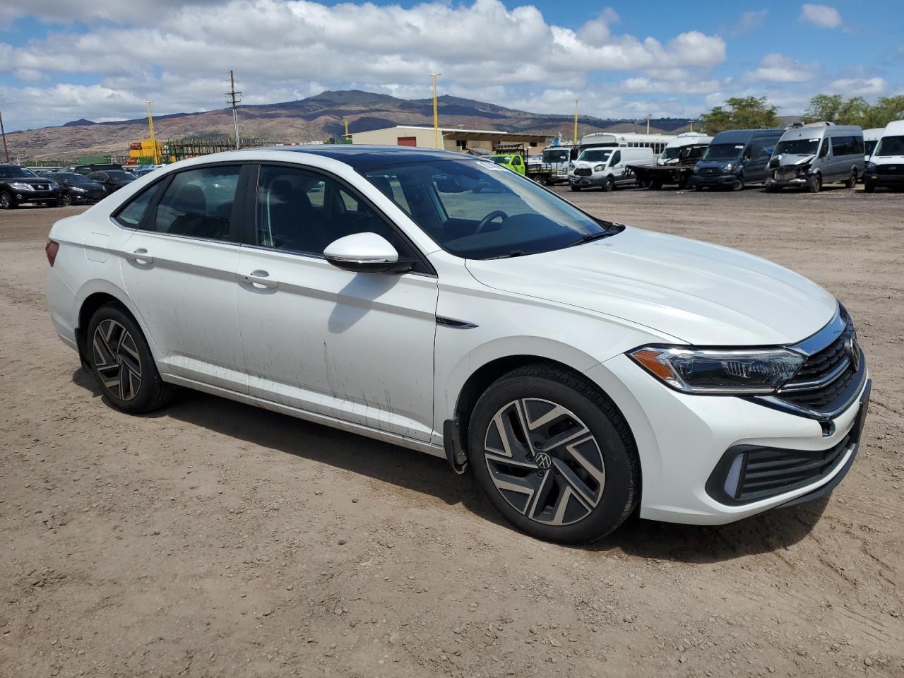 2023 Volkswagen Jetta Sel - Image 4