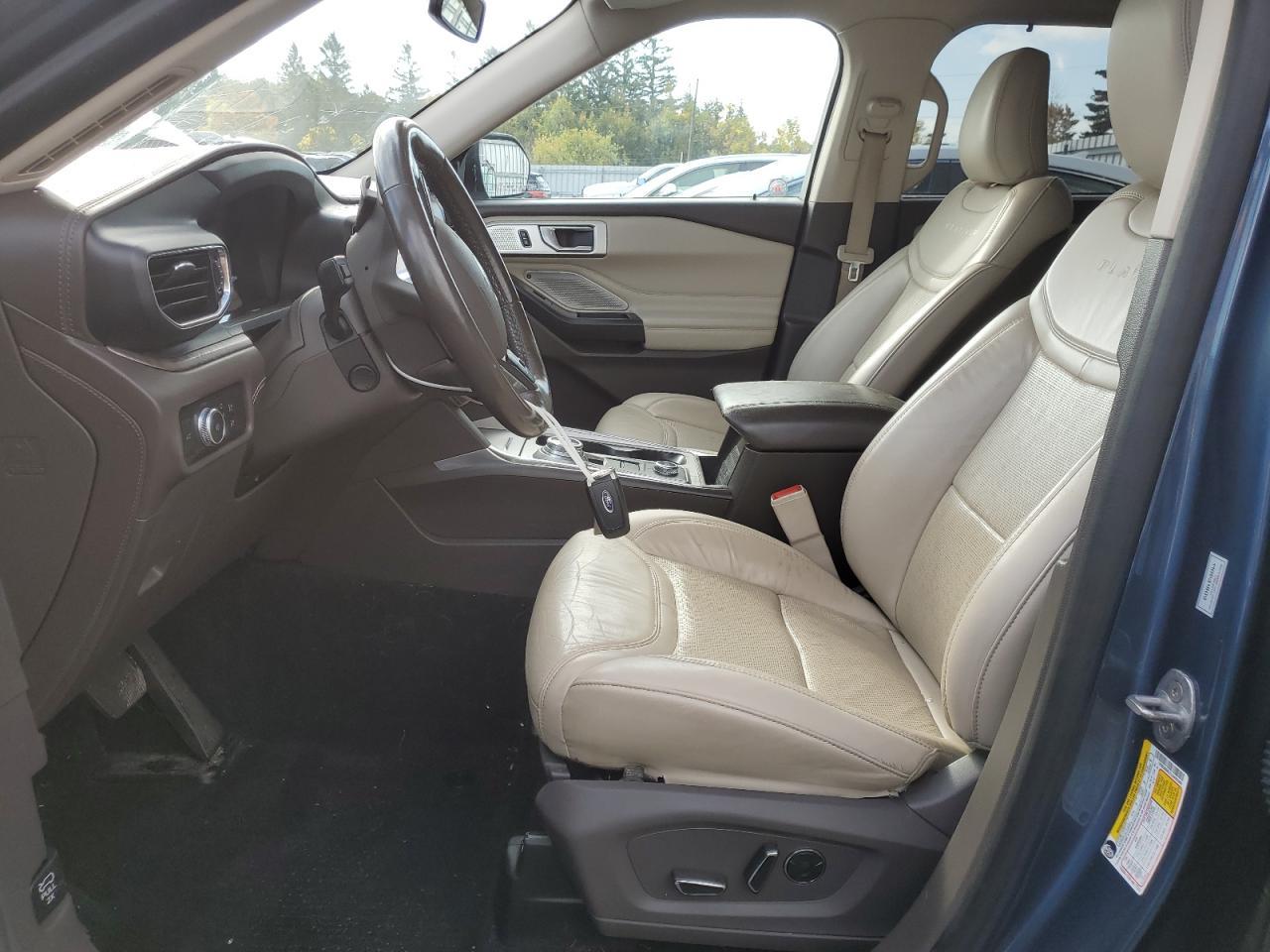 2020 Ford Explorer Platinum - Image 7