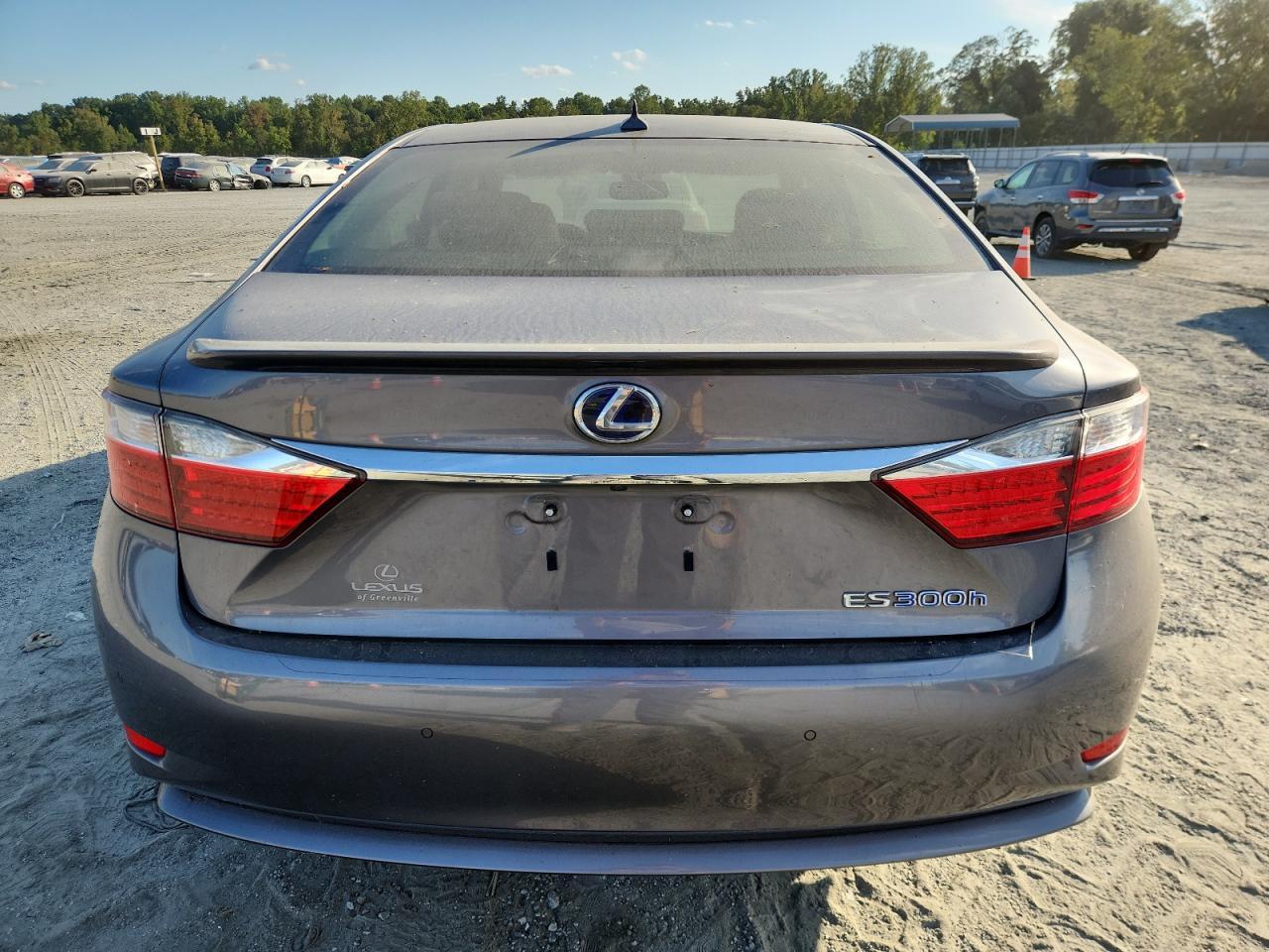 2014 Lexus Es 300H - Image 6