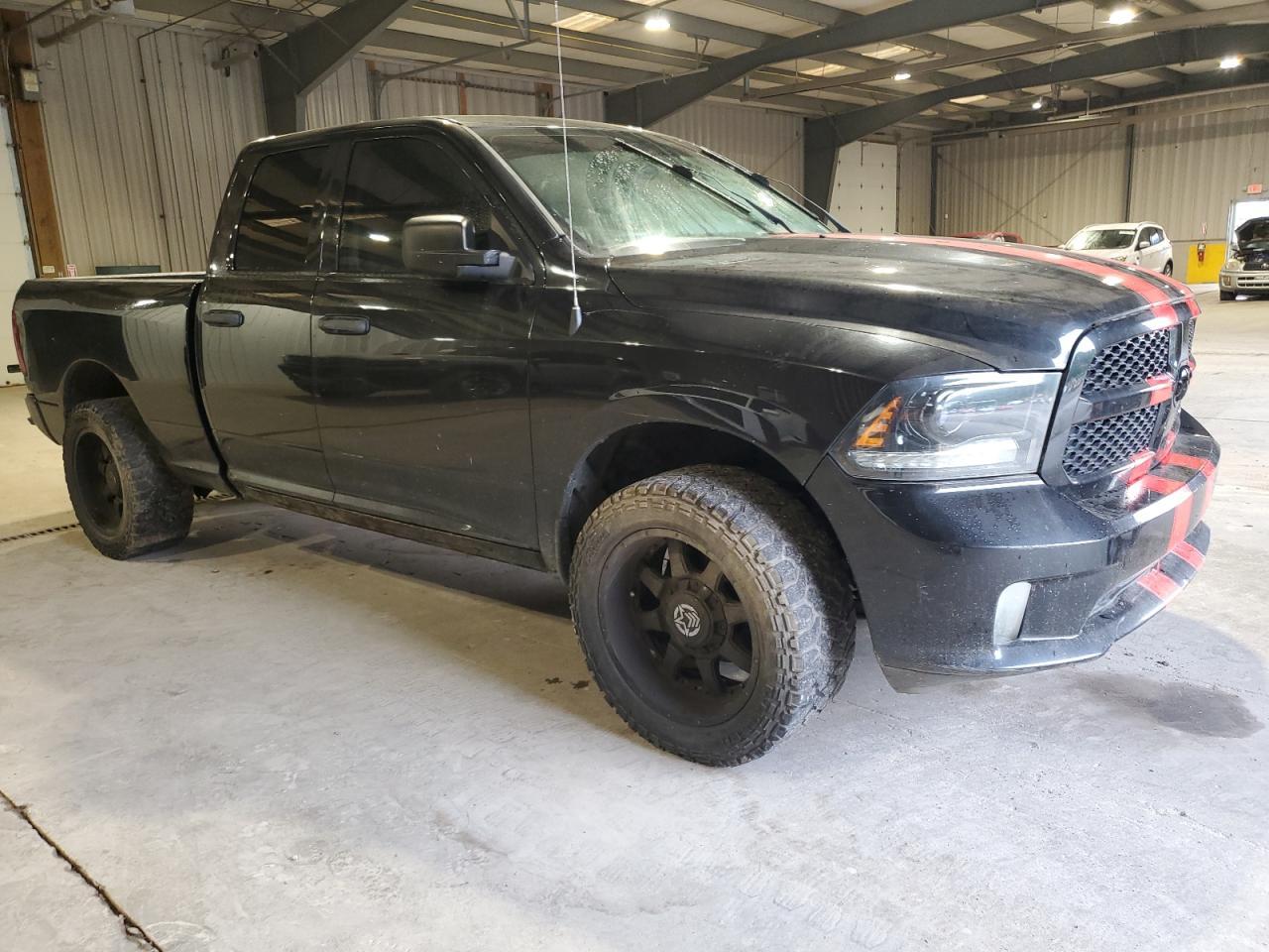 2015 Ram 1500 St - Image 4