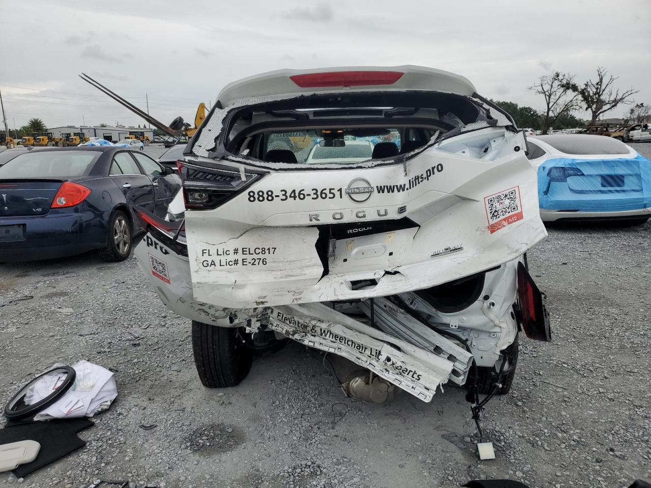 2025 Nissan Rogue S - Image 6