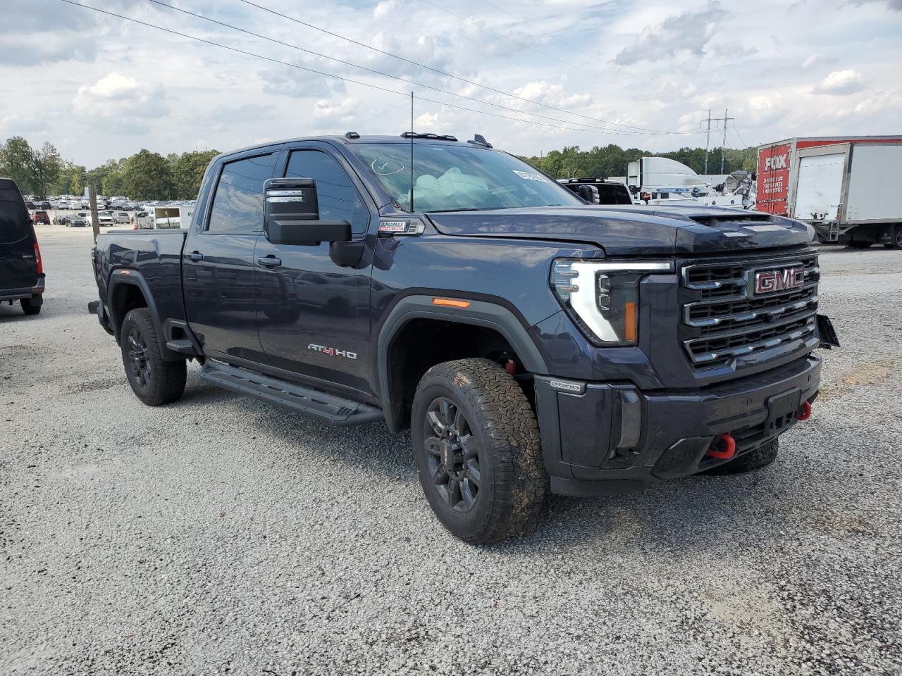 2024 GMC Sierra K2500 At4 - Фото 4