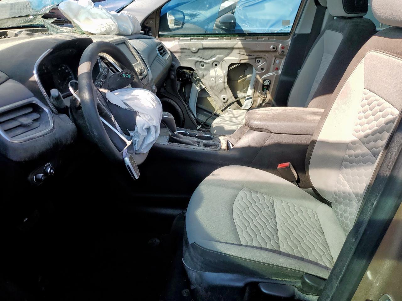 2018 Chevrolet Equinox Ls - Image 7