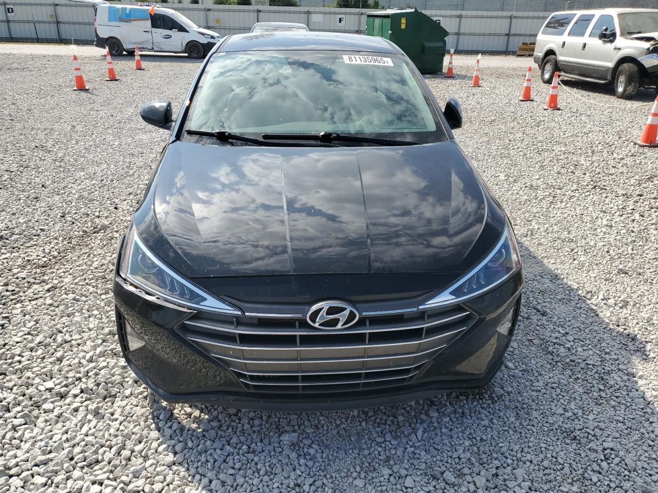 2020 Hyundai Elantra Se - Фото 5
