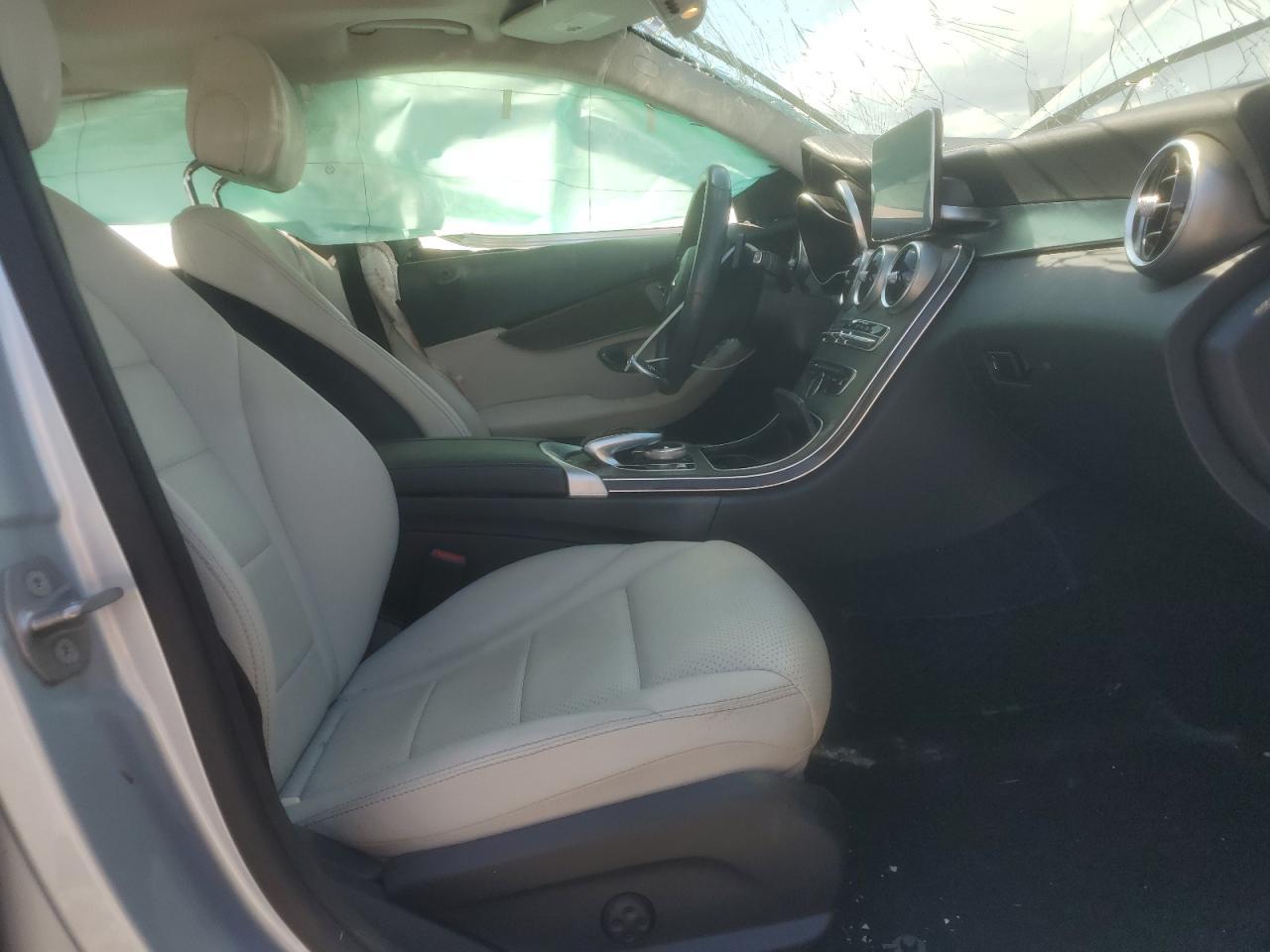 2018 Mercedes-Benz C 300 4Matic - Фото 7